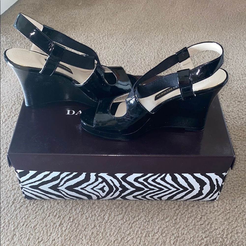 Dana Buchman Black Wedge Sandals